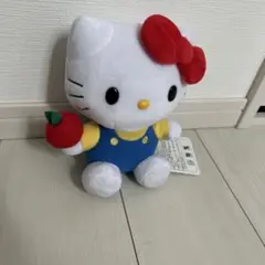 ハローキティ　ぬいぐるみ　りんご