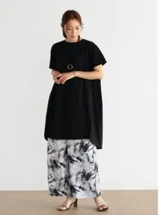 バックプリーツワンピース　　MEDOC