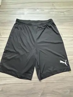 Puma ブラック ハーフパンツ S