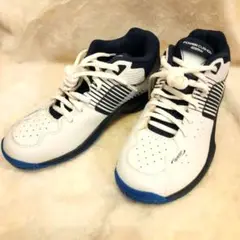 【新品未使用♥️】YONEX ヨネックス レディーステニスシューズ幅広 23cm