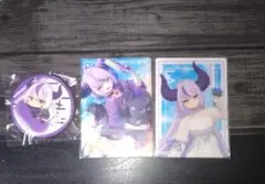 ホロライブ　ラプラス・ダークネス　カード　缶バッジ　セット