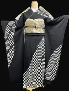 Item thumbnail for item 450d063a-7725-461f-91fa-8b1322c3035c