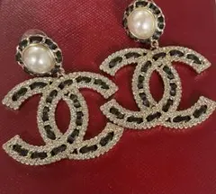 ピアス