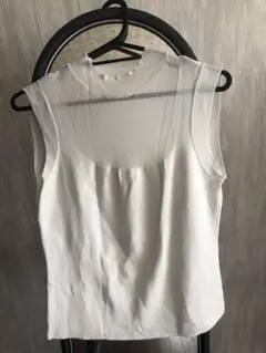 ノースリーブ ホワイト トップス M