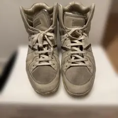 Alexander McQueen ＆PUMAコラボスニーカーUK9