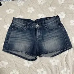 AZUL ショートパンツ