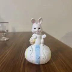 置物　アンティーク　白ウサギ