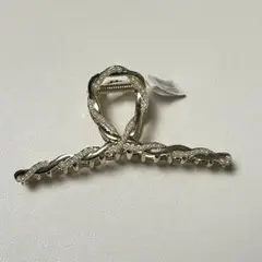 CHICA　3coins　ヘア　バンスクリップ　ヘアアクセサリー　パール風