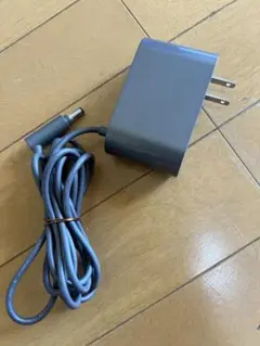 Dyson ダイソン 純正充電器 型番：205720-04