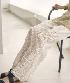 Item thumbnail for item cce96c66-40be-444d-9b2e-d7185f9aca19