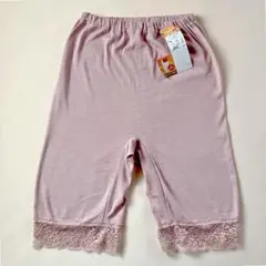 Item thumbnail for item ee9ce8f1-fd08-4afc-869c-f53cc5e9d6db