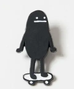 グラニフビューティフルシャドー ピンズ