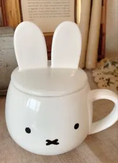 Item thumbnail for item 40d8f893-8c70-495a-b574-a003e2a5d79b