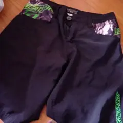ハーフパンツ