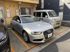 アウディ A4