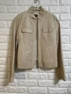 Item thumbnail for item 59cc143e-cafc-43b9-87b3-6ce6d7ae89c8