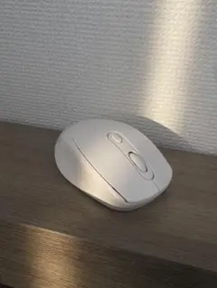ホワイト Bluetoothマウス