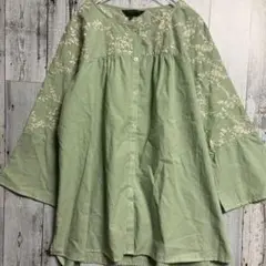 美品　DECOY デコイ　15号　薄緑 刺繍　五分袖　チュニック