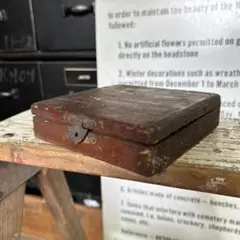 Item thumbnail for item 1f924620-1fa6-4ca3-a6d6-7da0715ec731