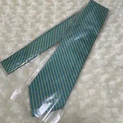 CELINEセリーヌ 新品ネクタイ　ブルー×イエローストライプ