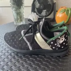 New Balance スニーカー ブラック/グリーン