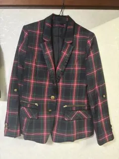 チェック柄ブレザーとショートパンツセット