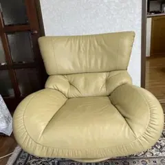クリーム色 レザー リクライニングソファ