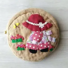 ★ハンドメイドパッチワーク丸型ミニポーチ♡小銭入れ♡お散歩スーちゃん♡ベージュ★