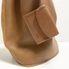 Item thumbnail for item 6410489f-73fe-4f0b-b77b-89b015deb2ce