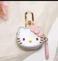 キティちゃん　AirTag　コインケース　バックチャーム