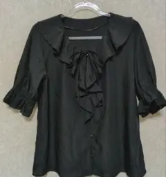美品☆GU　ラッフルVネックブラウス　半袖（五分袖）　L　ブラック