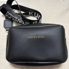FASHION BAGS ブラックポシェット