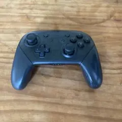 1 Nintendo Switch 純正プロコン