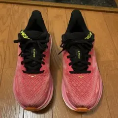 HOKA CLIFTON 9 ピンク ランニングシューズ 24.5