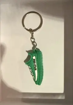 イージーブーストキーホルダー 緑