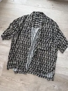 未使用品　オープンカラーシャツ　O0u ジオメトリックシャツ　M〜L