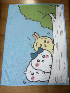 ちいかわ　冷感ケット　ハーフサイズ　ハチワレ　うさぎ