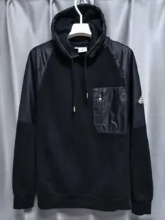 ピレネックス　ナイロン切替　プルオーバー　パーカー　黒