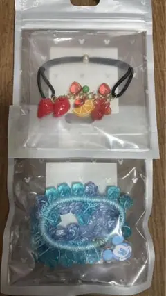 新品未使用　ディズニーキャラクターブレスレット2つ