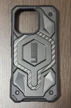 UAG iPhone 16 Pro 耐衝撃ケース カーボンファイバー