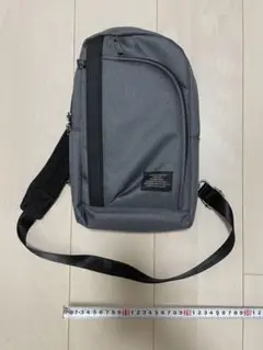 グレー ショルダーバッグ コンパクト