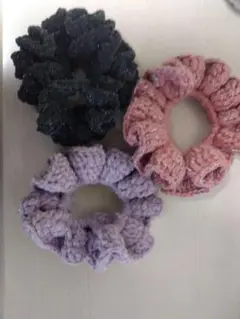 シュシュセット 黒 ピンク 紫