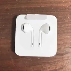 iPhone 純正イヤホン アップル