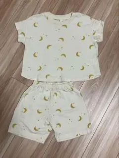 アプレレクール　パジャマ　月　星　セットアップ　90cm