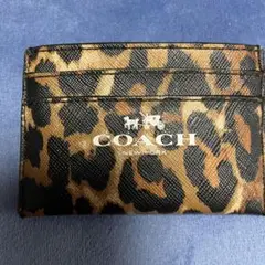 coach カードケース レオパード柄