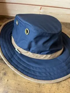 【美品】Tilley ティリーエアフローハット ネイビー　サイズ７ Amazon.com: Tilley T5MO Organic Airflo Hat (Blue, 7 5/8