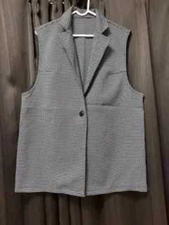 ノースリーブジャケット