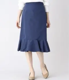 美品✨UNTITLED 【形状記憶素材】ペプラムフレア ひざ丈スカート 定価2万