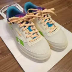 Reebok×JELLY BELLY コラボスニーカー