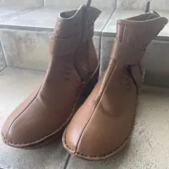 ヒナデイグリーン ブーツ
